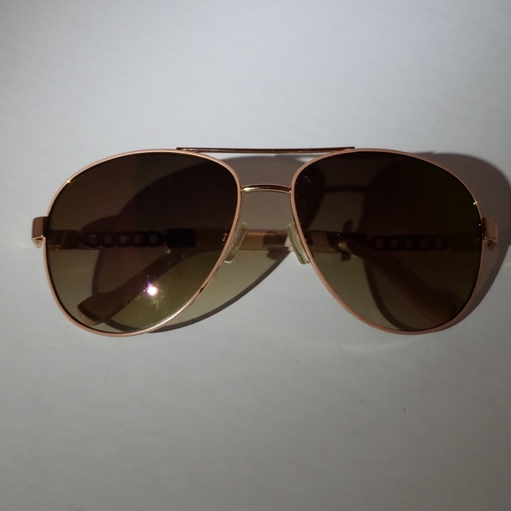 Jessica Simpson sunglasses